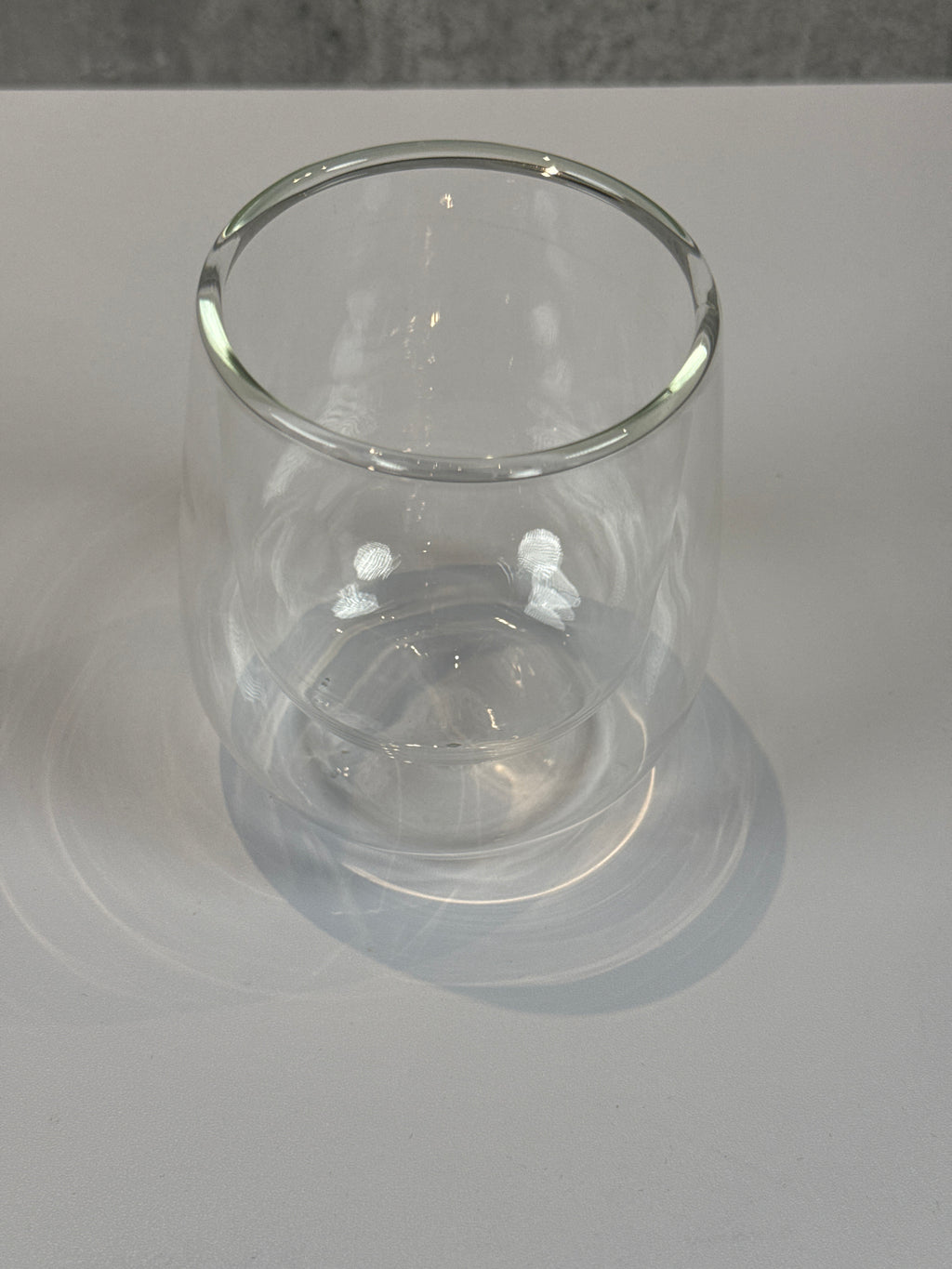 Doppelwandige Tasse ohne Griff