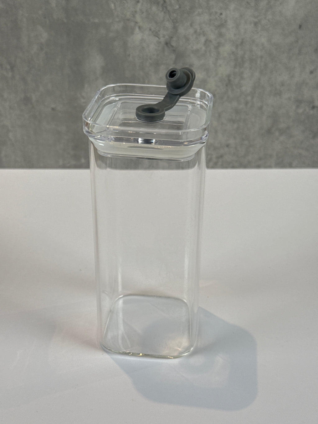 Latte Macchiato Glas mit Deckel & Glasstrohhalm