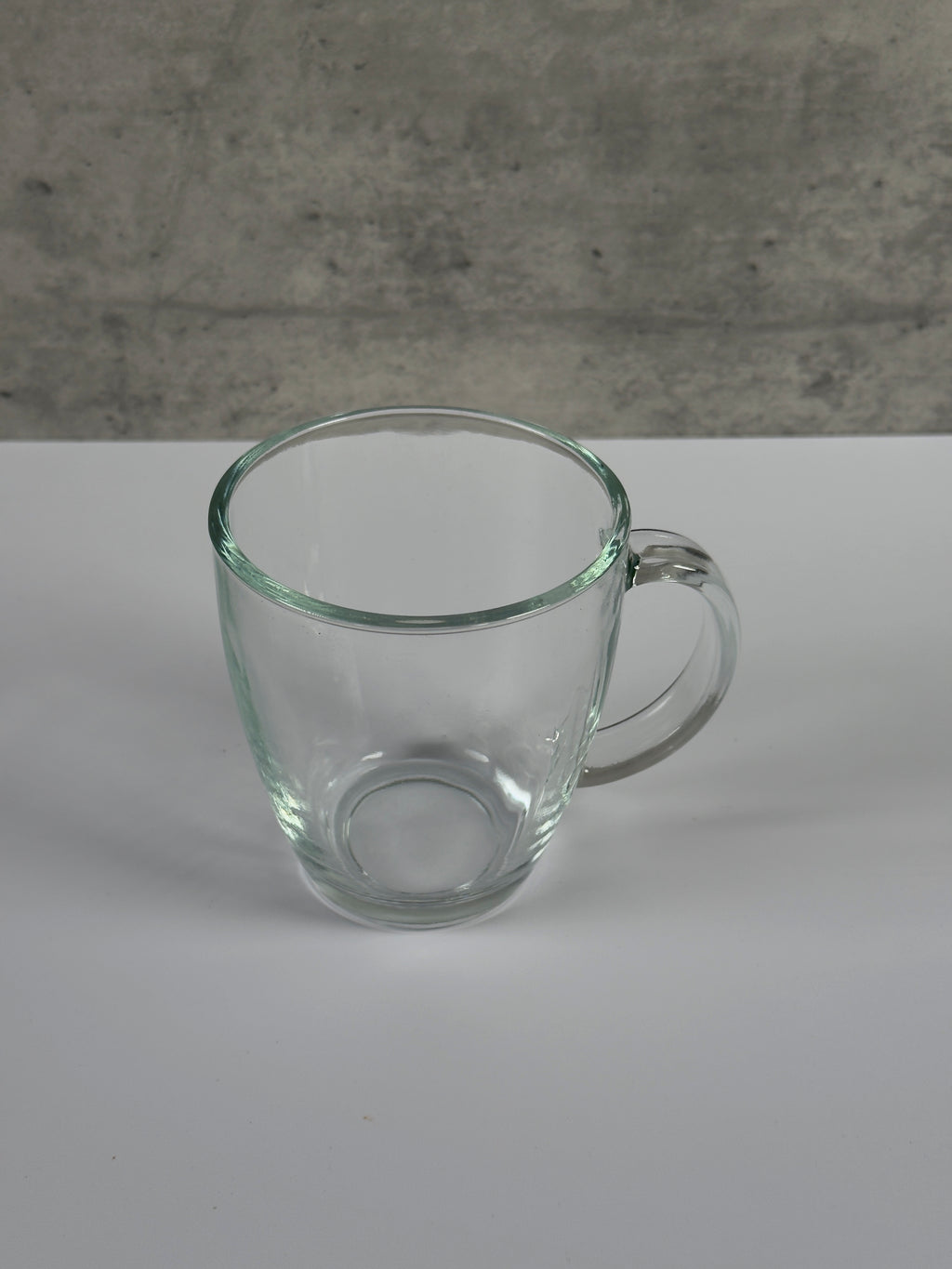 Tee-Tasse mit Griff- klein